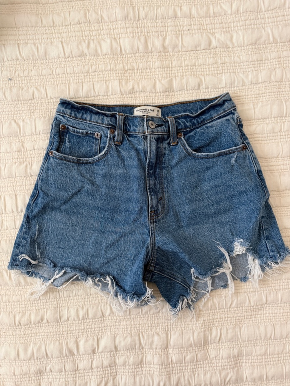 Abercrombie & Fitch Mom Short